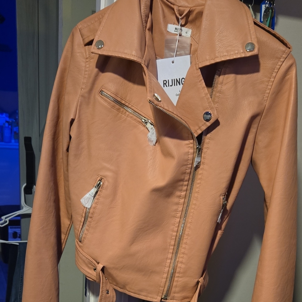 Women's Tan Leather Jacket